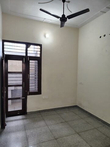 Room in 3 BHK Builder Floor at Dhakoli – for Sale