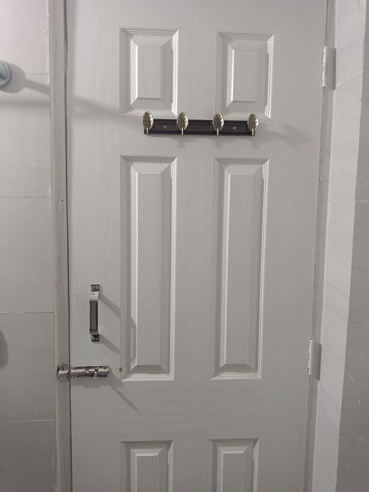 Bathroom, migsun-twinz 2 Bedroom 697 Sq.Ft. Apartment In Eta Ii Greater Noida Greater Noida 9252770