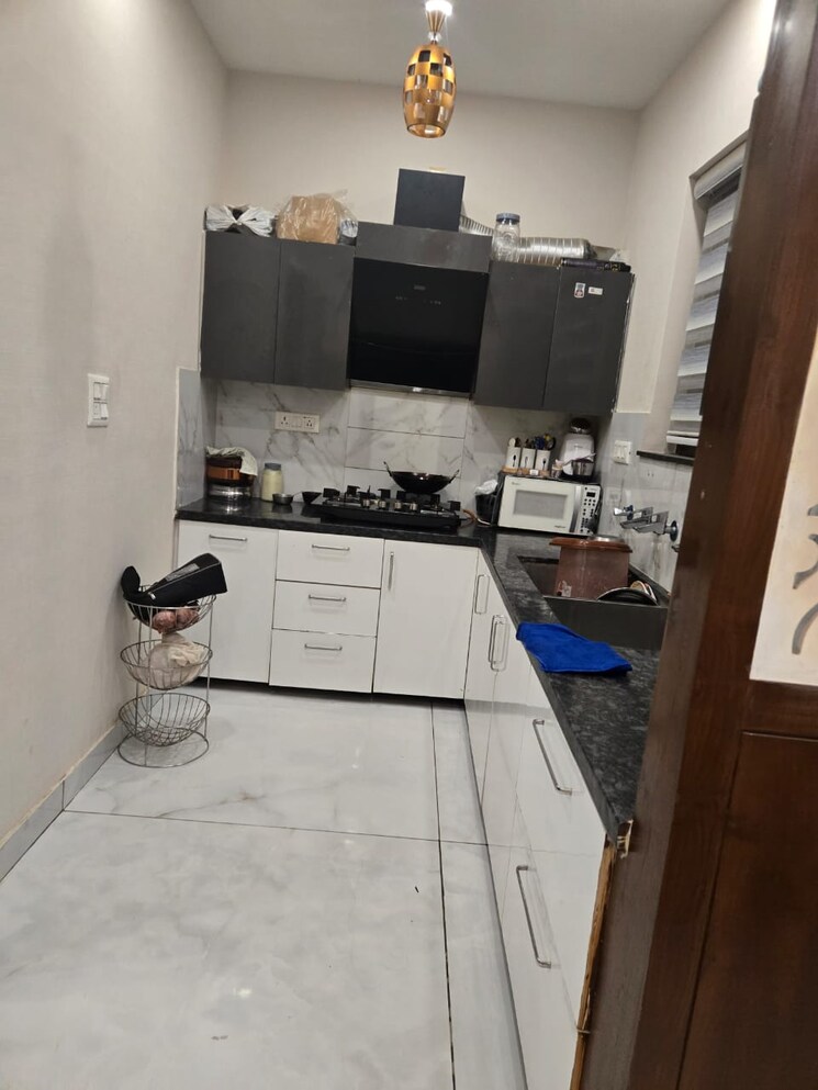 Kitchen, kharar road 2 Bedroom 1000 Sq.Ft. Apartment In Kharar Road Mohali 9252810