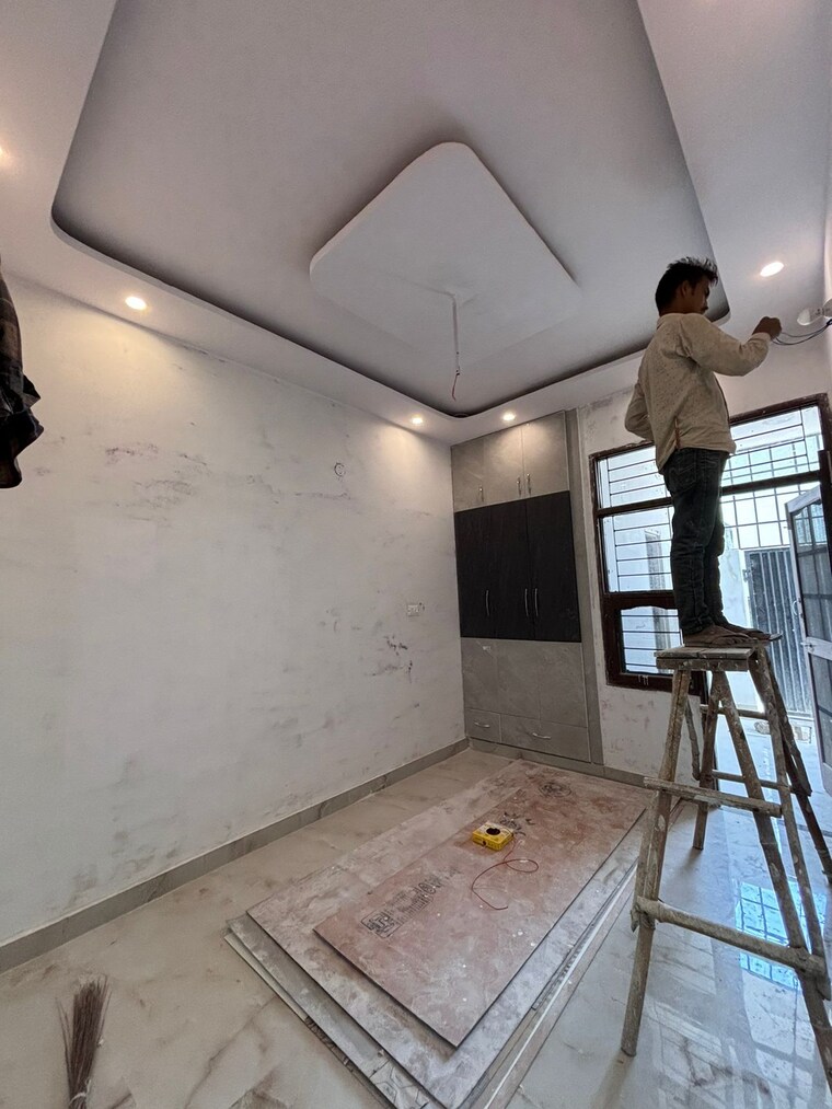 Room, kharar road 3 Bedroom 85 Sq.Yd. Independent House In Kharar Road Mohali 9252888