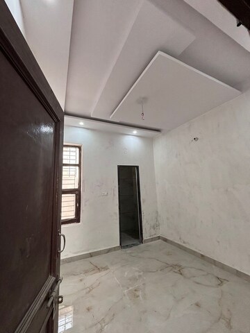 Room in 3 BHK Independent House at Kharar Road – for Sale