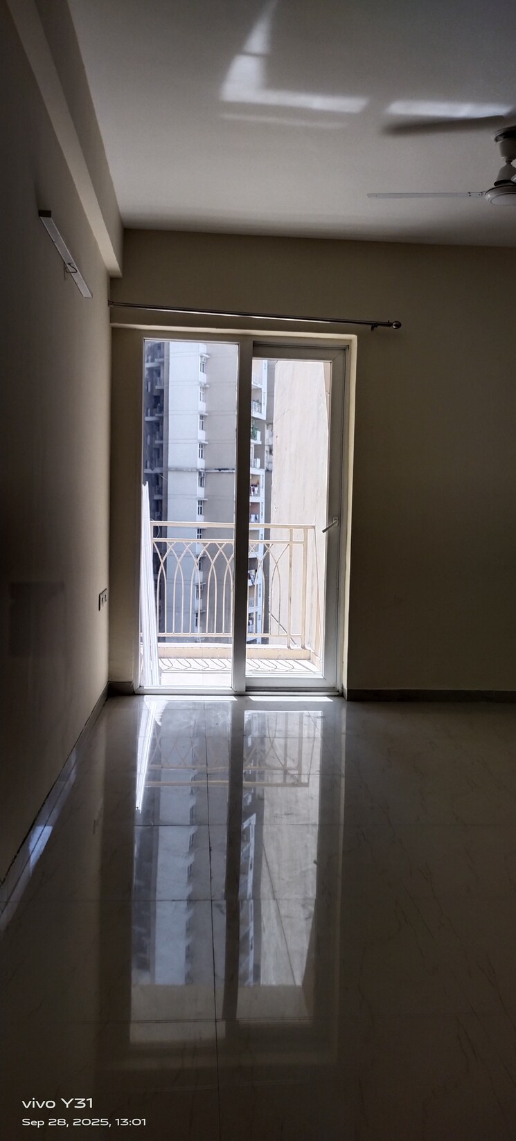 Room, mahagun-mywoods 2.5 Bedroom 1125 Sq.Ft. Apartment In Sector 16c Greater Noida Greater Noida 9252928