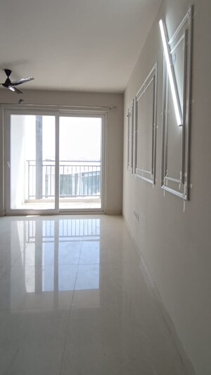 1 BHK Apartment For Rent in Imperia Prideville, Sector 25 Yamuna Expressway