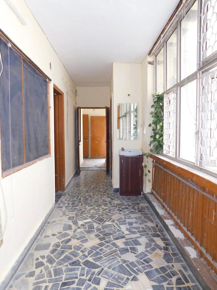 Kitchen, greater kailash 2 Bedroom 300 Sq.Yd. Independent House In Greater Kailash Delhi 9252948