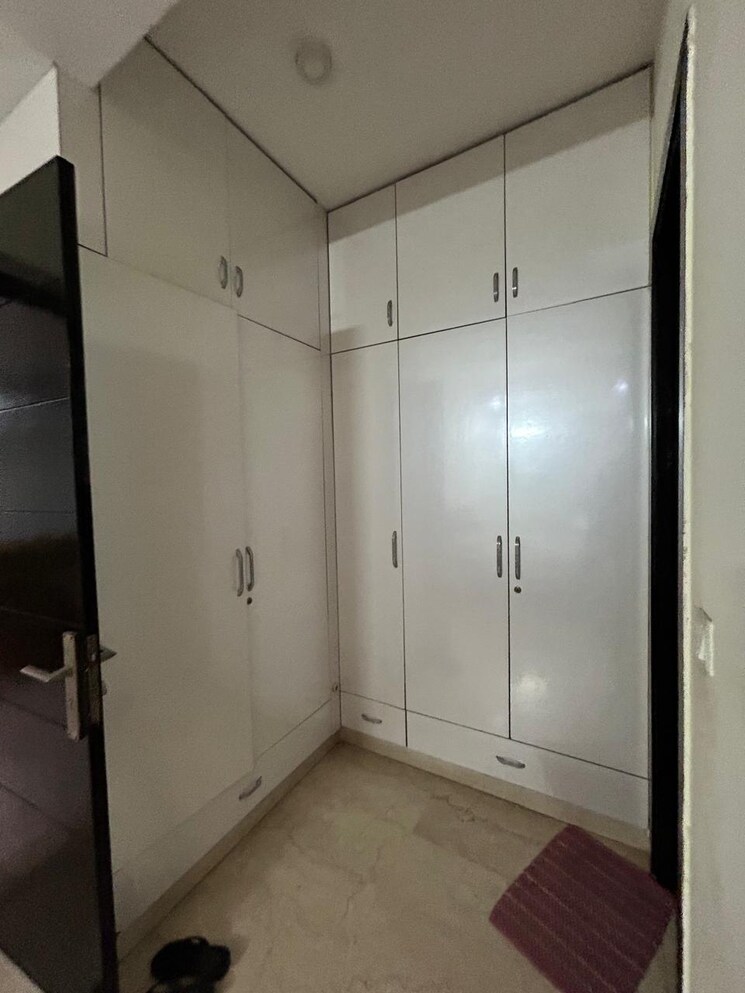 undefined, ansal-plaza-sector-23 3 Bedroom 1991 Sq.Ft. Apartment In Sector 23 Gurgaon 9253045