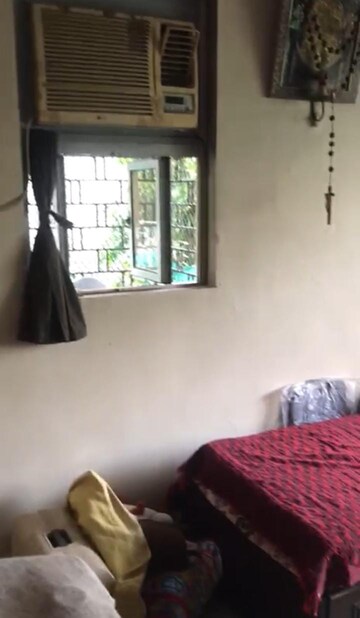 Bedroom in 1 BHK Apartment at Mahim – for Rent