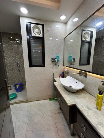 Bathroom in 3 BHK Apartment at Ansal Plaza Sector-23, Sector 23 – for Rent