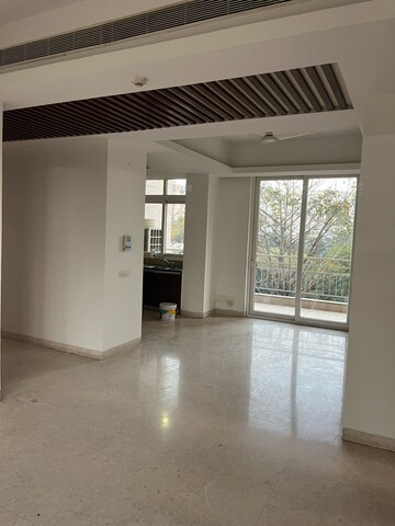 Room in 3 BHK Apartment at Ansal Plaza Sector-23, Sector 23 – for Rent