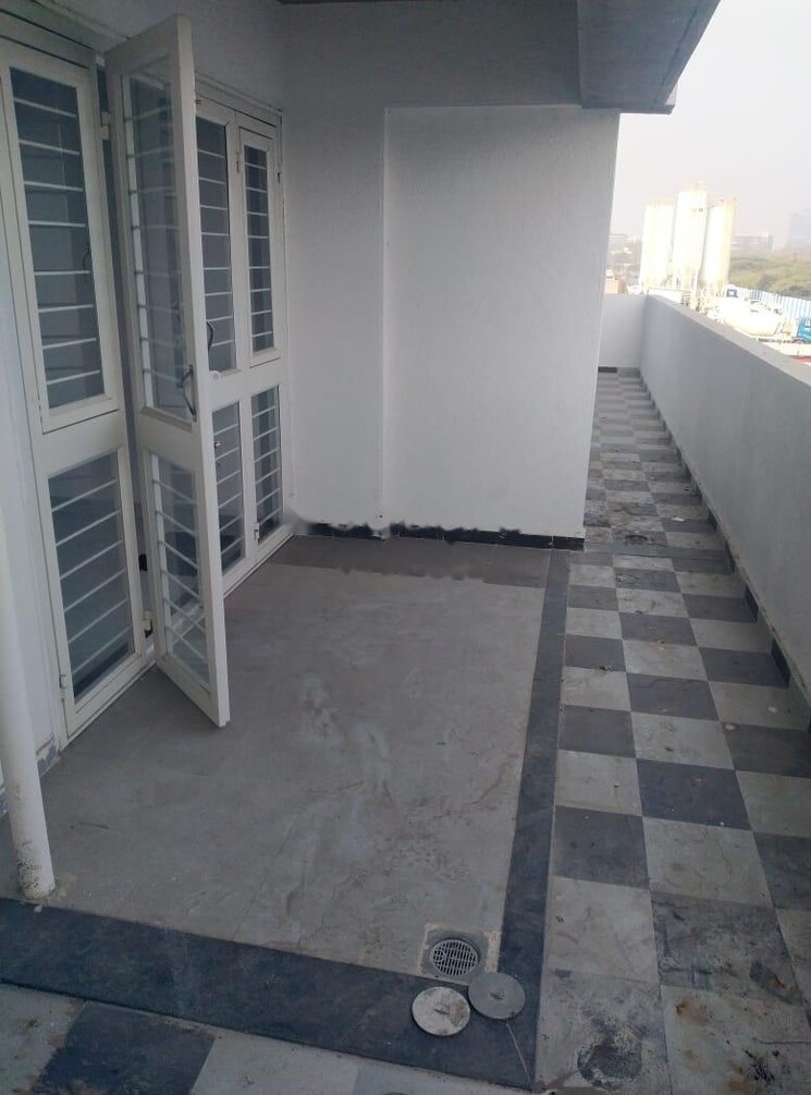 Balcony, suvan-shades 2 Bedroom 751 Sq.Ft. Apartment In Mundhwa Pune 9253061