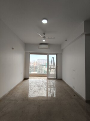 2 BHK Apartment For Rent in Kalpataru Radiance, Goregaon West