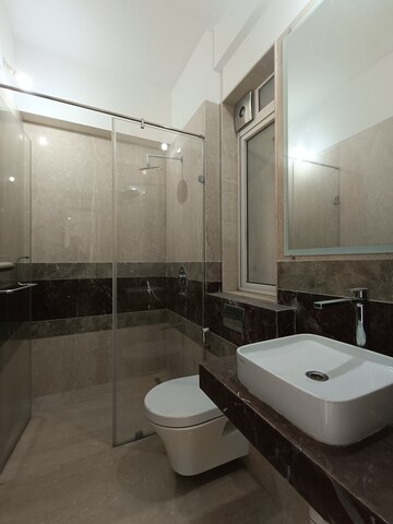 Team Area in 2 BHK Apartment at Kalpataru Radiance, Goregaon West – for Rent