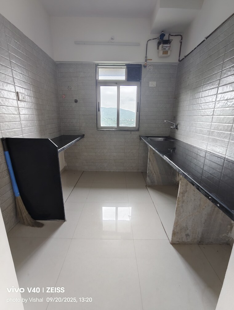 Kitchen, vihang-valley-phase-3 1 Bedroom 450 Sq.Ft. Apartment In Kasarvadavali Thane 9253111