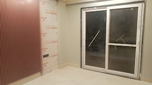 Room in 3 BHK Apartment at ACE Verde, Sector 22a Yamuna Expressway – for Sale