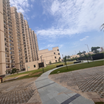 2 BHK Apartment For Rent in Signature The Millennia 2, Garoli Kalan