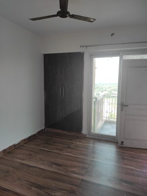 Room in 2 BHK Apartment at Migsun Ultimo, Omicron Iii Greater Noida – for Sale