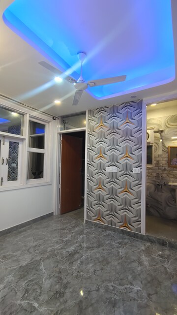 Living Room in 1 BHK Builder Floor at Palm Residency Chhatarpur, Chattarpur – for Rent