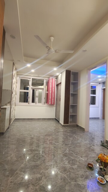 Building Lobby in 1 BHK Builder Floor at Palm Residency Chhatarpur, Chattarpur – for Rent