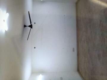Room in 2.5 BHK Apartment at Emaar Emerald Floors, Sector 65 – for Rent