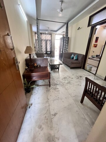 1 BHK Independent House For Rent in Kalkaji