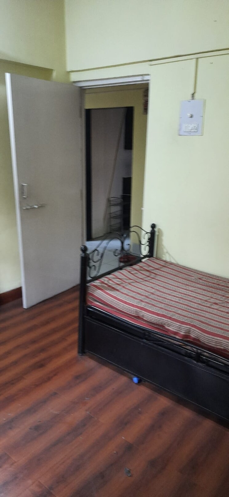 Bedroom, vijay-nagari-chs 1 Bedroom 425 Sq.Ft. Apartment In Vijay Nagari Thane 9253261