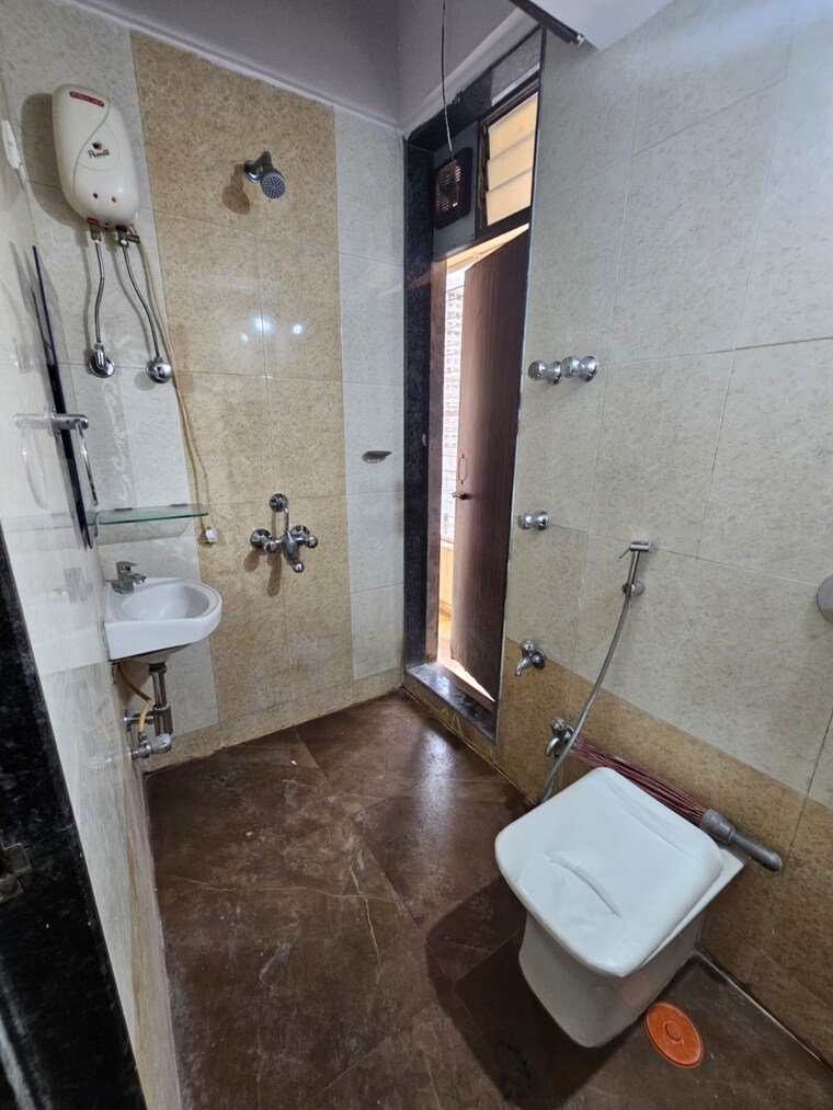 undefined, coral-heights 2 Bedroom 650 Sq.Ft. Apartment In Kavesar Thane 9253288