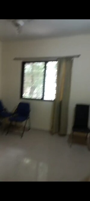 Room in 2 BHK Apartment at Vardhaman Township, Hadapsar – for Rent