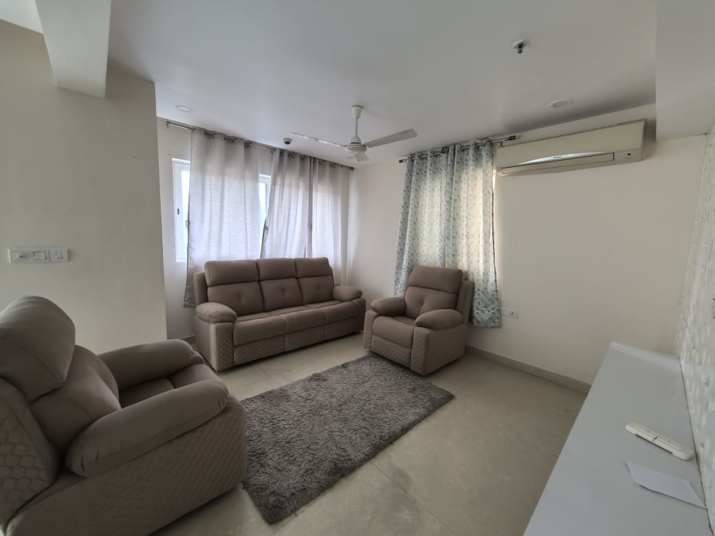 3 BHK + Pooja Room Apartment For Rent in Incor One City