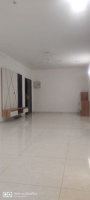 3 BHK Apartment For Rent in Bearys Haudin Heights, Halasuru