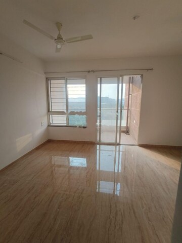 Room in 2.5 BHK Apartment at VTP Belair, Mahalunge – for Rent