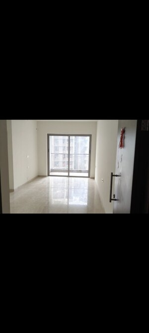 2 BHK Apartment For Rent in Kalpataru Paramount, Kapur Bawdi