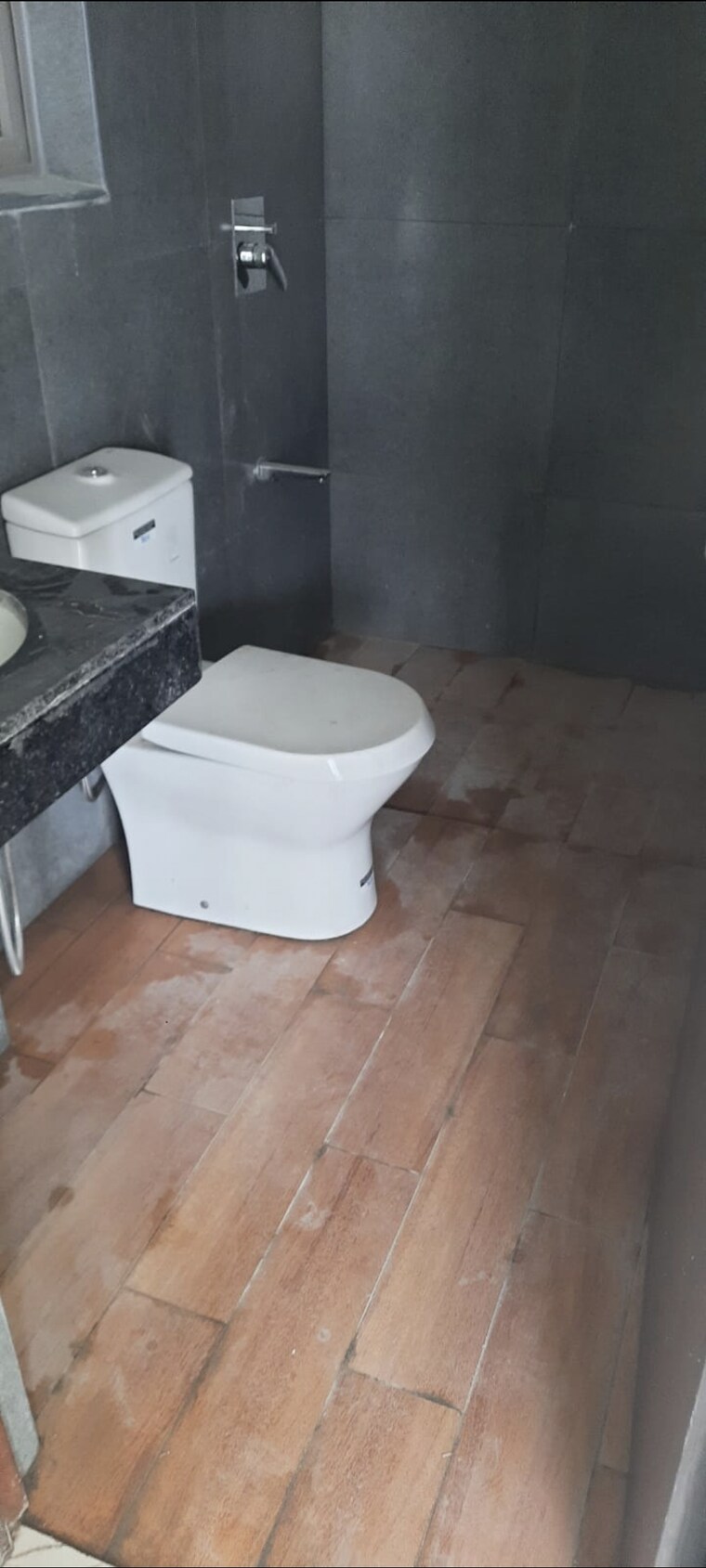 Bathroom, kalpataru-paramount 2 Bedroom 711 Sq.Ft. Apartment In Kapur Bawdi Thane 9253338