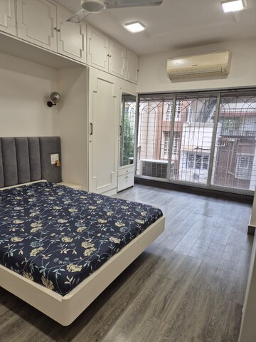 Bedroom in 2 BHK Apartment at Red Rose CHS 1, Andheri West – for Rent