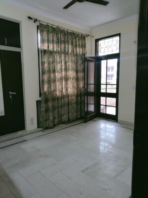 Room in 3 BHK Apartment at Dhakoli – for Rent