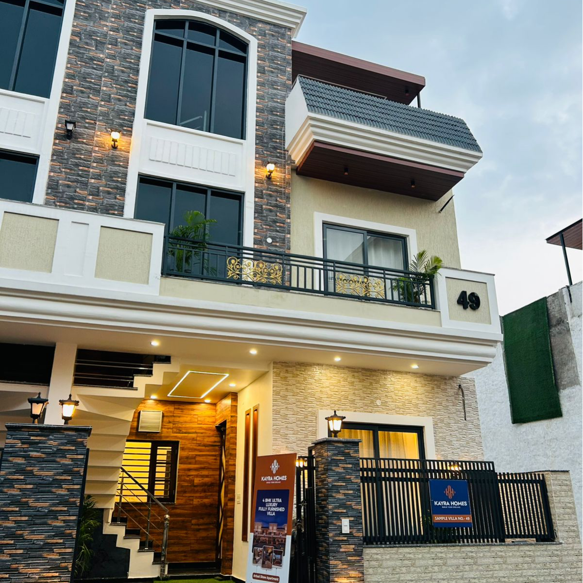 4 BHK + Servant Room Independent House For Sale in Rana