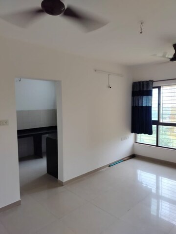 Room in 1.5 BHK Apartment at Lodha Casa Bella, Dombivli East – for Sale