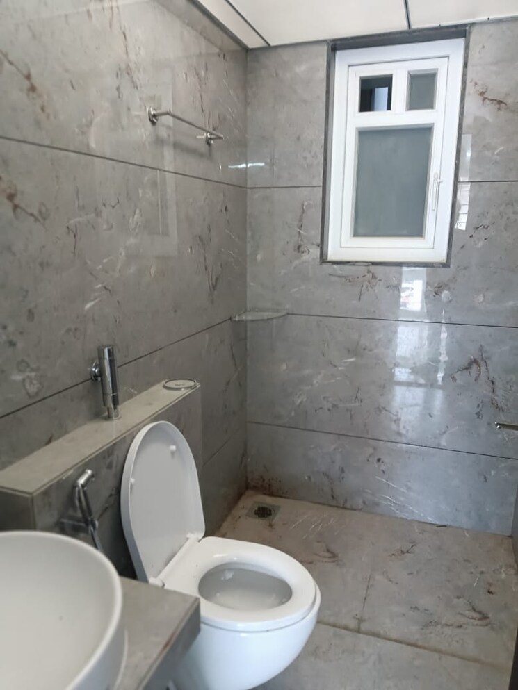 Bathroom, rahul-downtown 2 Bedroom 751 Sq.Ft. Apartment In Punawale Pune 9253452