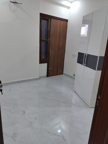 Room in 3 BHK Apartment at MS Enclave Zirakpur, Dhakoli – for Sale