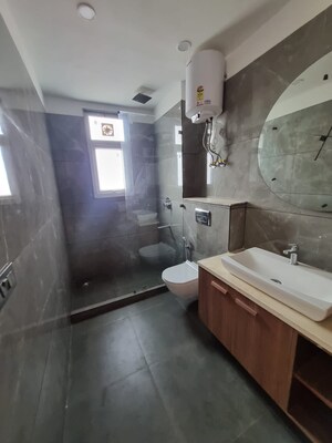 Kitchen in 4 BHK Apartment at Dwarkadhis City, Sector 23 – for Rent