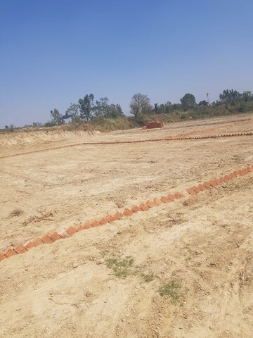  Plot For Sale in Rohania