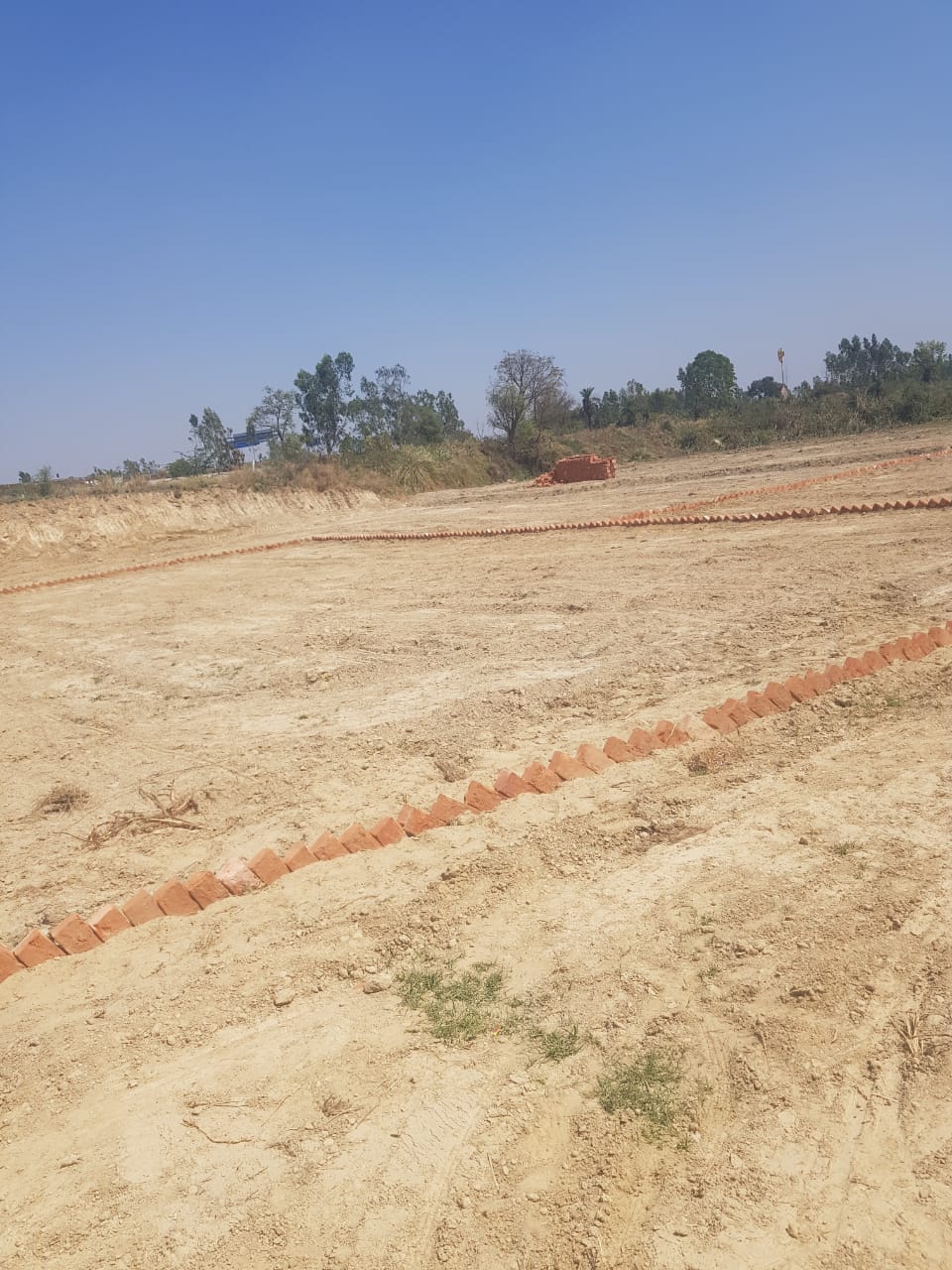 Plot For Sale in Dream Valley 