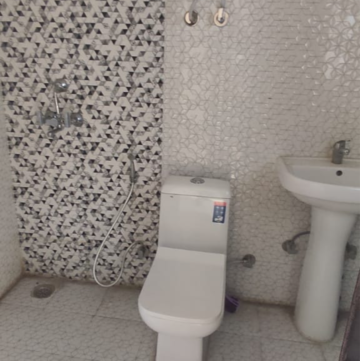 Bathroom in 3 BHK Apartment at Divyansh Orion Homes, Mahurali – for Rent