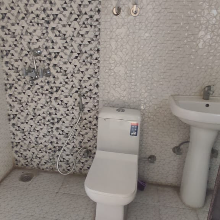 Bathroom, divyansh-orion-homes 3 Bedroom 1730 Sq.Ft. Apartment In Mahurali Ghaziabad 9253550