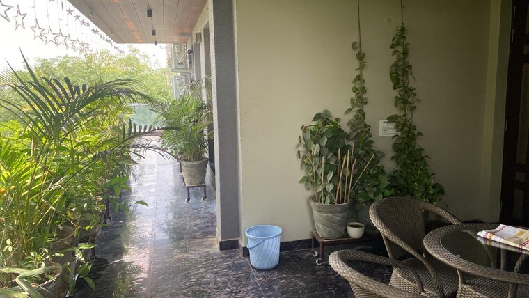 Balcony, palam-vihar-residents-association 4 Bedroom 2550 Sq.Ft. Apartment In Palam Vihar Gurgaon 9253498