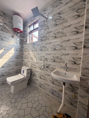 Bathroom in 1 BHK Builder Floor at Chattarpur – for Rent