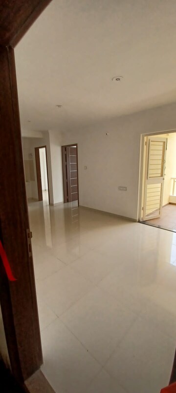 Room in 2 BHK Apartment at Natu Golden Trellis, Balewadi – for Rent