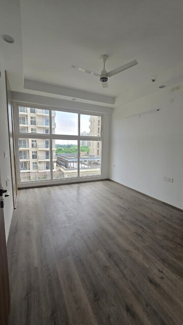 Room in 3 BHK Apartment at Ace Starlit, Sector 152 – for Rent