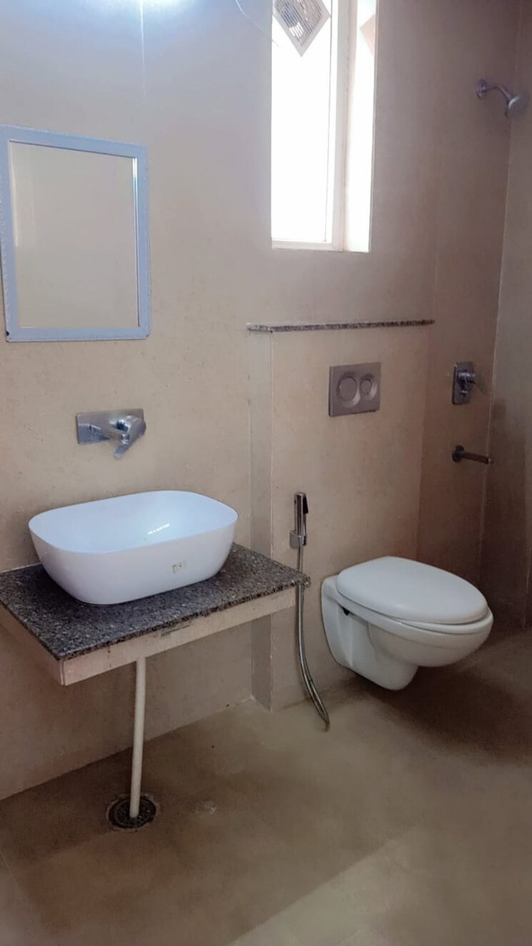 Bathroom, affinity-greens 2 Bedroom 880 Sq.Ft. Apartment In International Airport Road Zirakpur 9253623