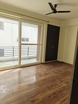 Room in 3 BHK Apartment at Ashok Nagar – for Sale