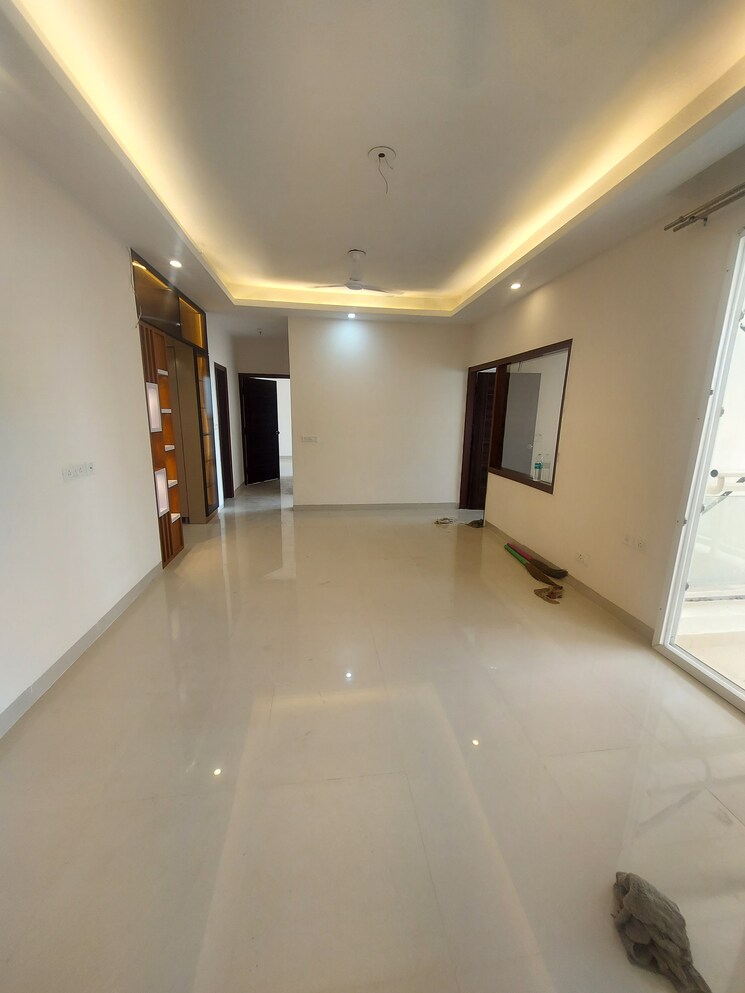 undefined, mahagun-meadows 2.5 Bedroom 1425 Sq.Ft. Apartment In Sector 150 Noida 9253720