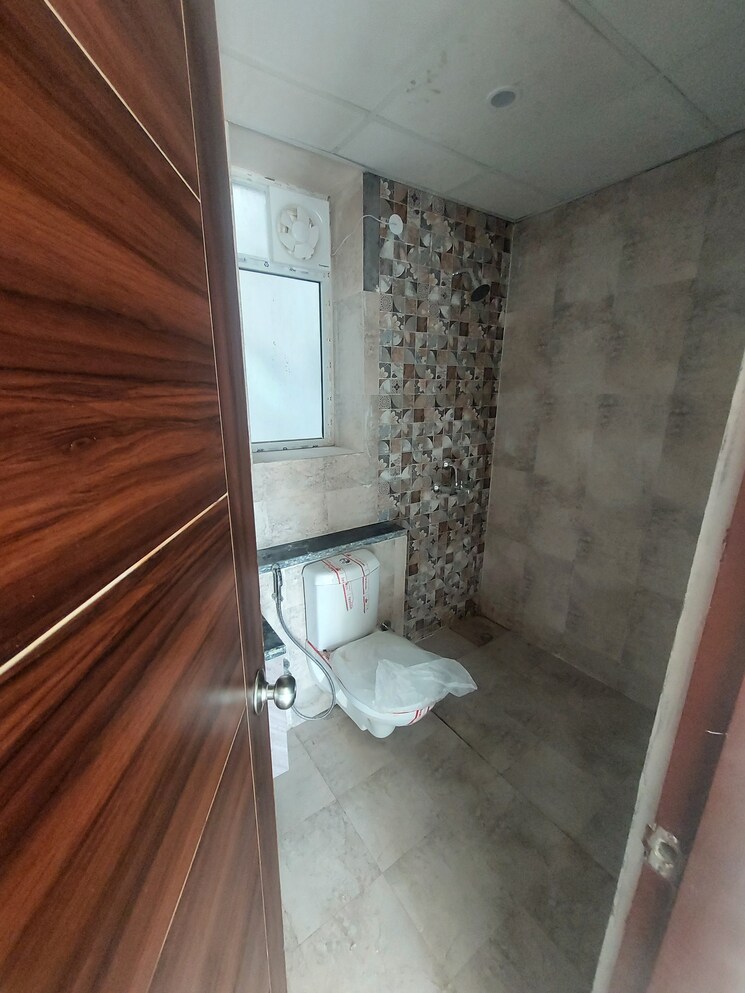 undefined, mahagun-meadows 2.5 Bedroom 1425 Sq.Ft. Apartment In Sector 150 Noida 9253720